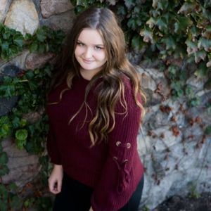 Meet your Posher, Haley